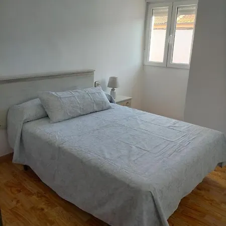 Agradable Casa Con Patio *