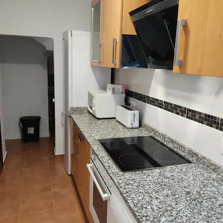 Agradable Casa Con Patio