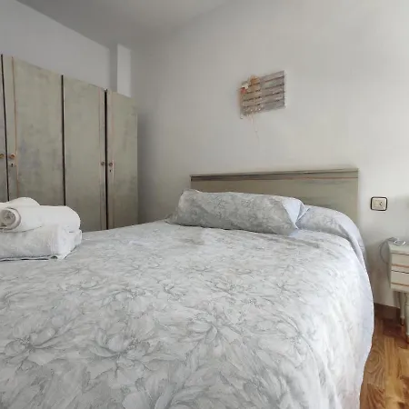 Holiday home Agradable Casa Con Patio *