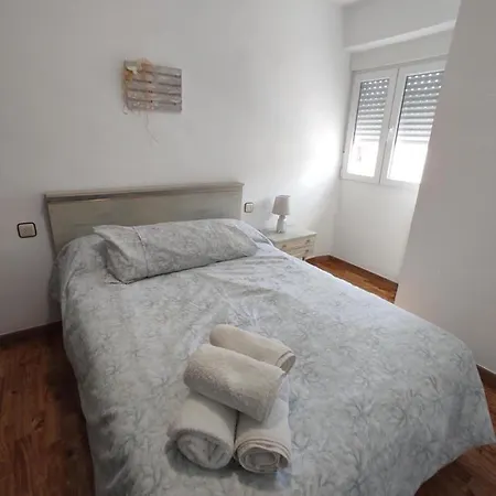 Agradable Casa Con Patio *