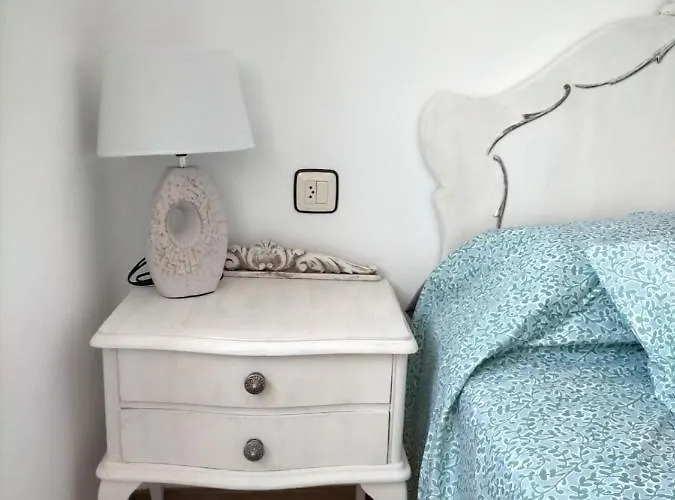 Agradable Casa Con Patio Nyaraló *