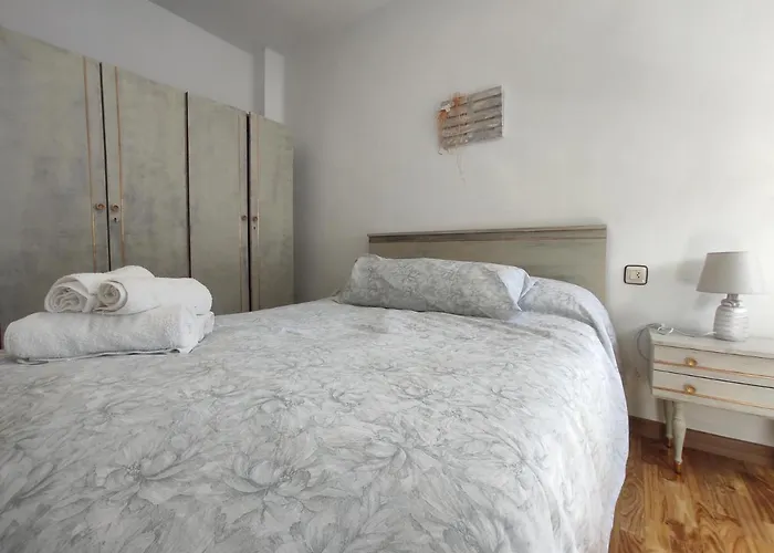 Nyaraló Agradable Casa Con Patio *